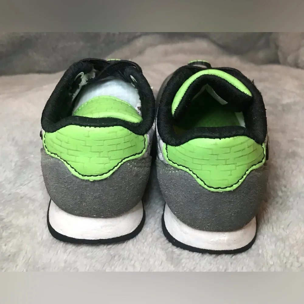 2 pair of toddler sneakers size 5C, Puma & Ground Up - Picture 7 of 9